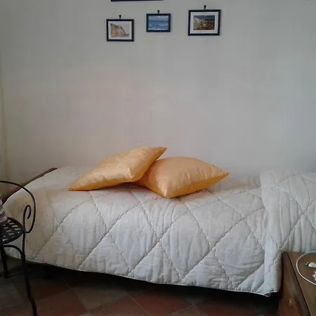 Villa Passo Mandorle Lascari